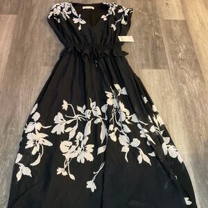 Taylor Black and White Floral Maxi Dress